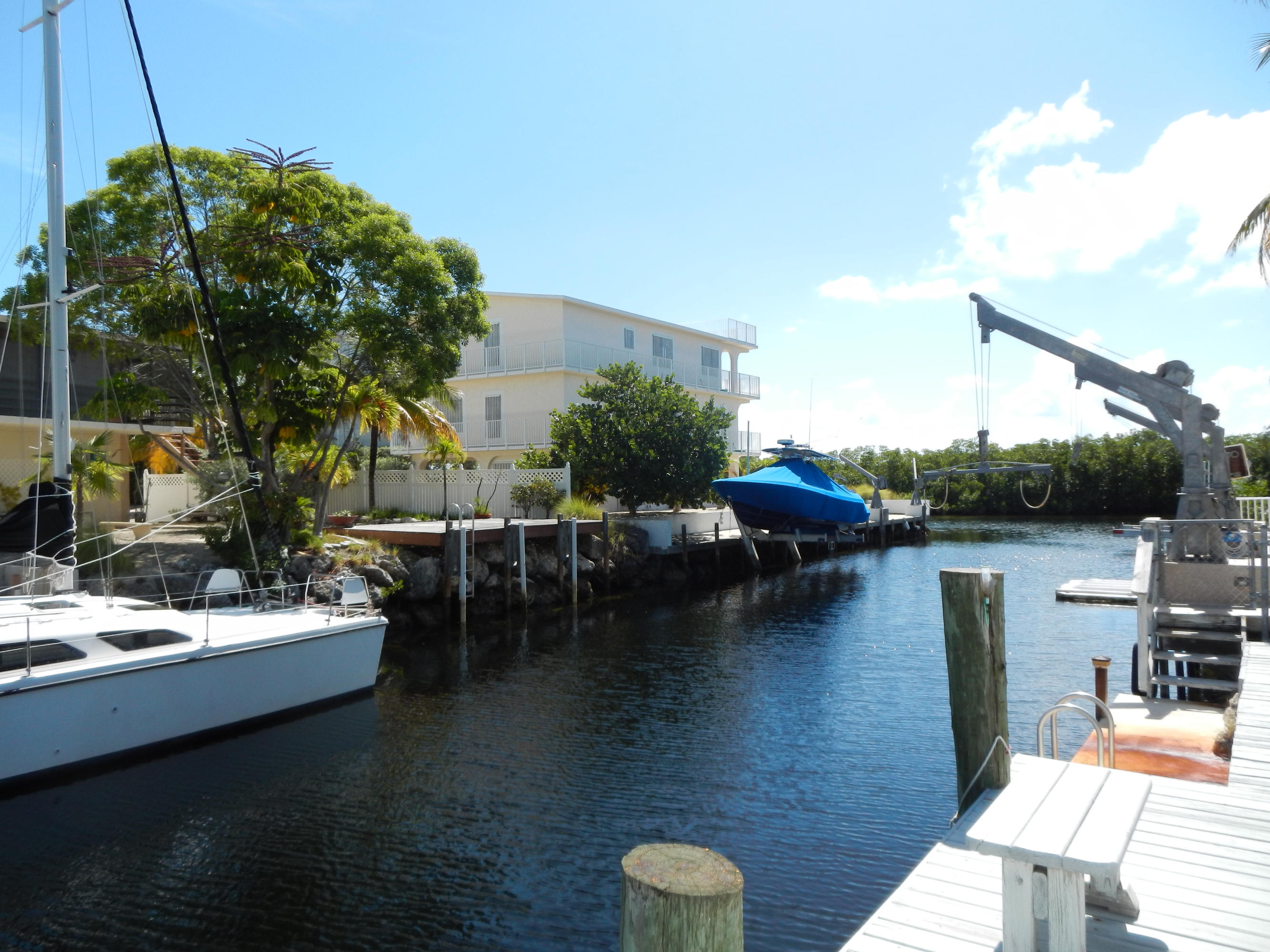 7 Coco Plum Road South Key Largo, FL 33037 - Photo 2 of 7 2012-01-01 00