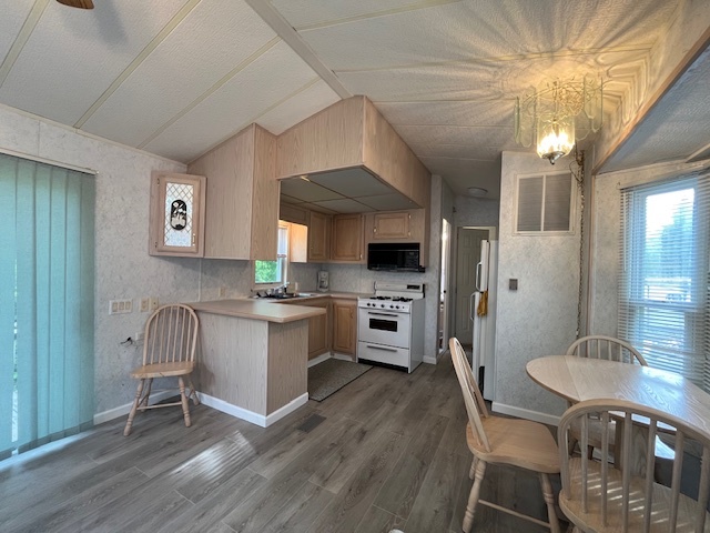 2795 East 28th Road Marseilles, IL 61341 - Photo 7 of 58