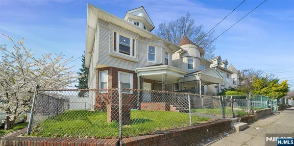$605,000 | 438-440 Park Avenue, Paterson, NJ 07504