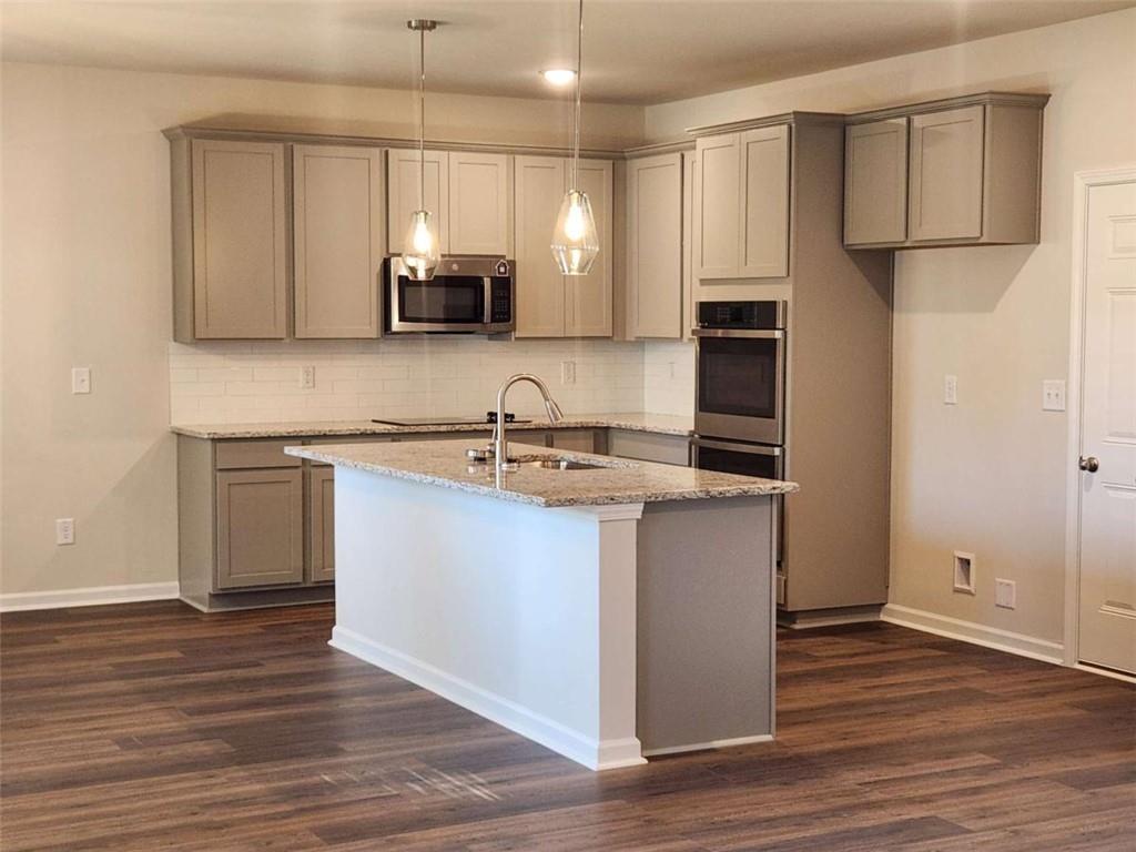 130 Post Oak Drive Jackson, GA 30233 - Photo 6 of 49