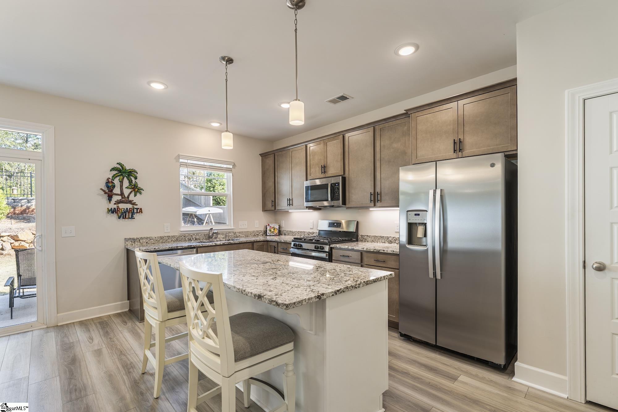 204 Rdg Pk Lane Greenville, SC 29607 - Photo 14 of 43