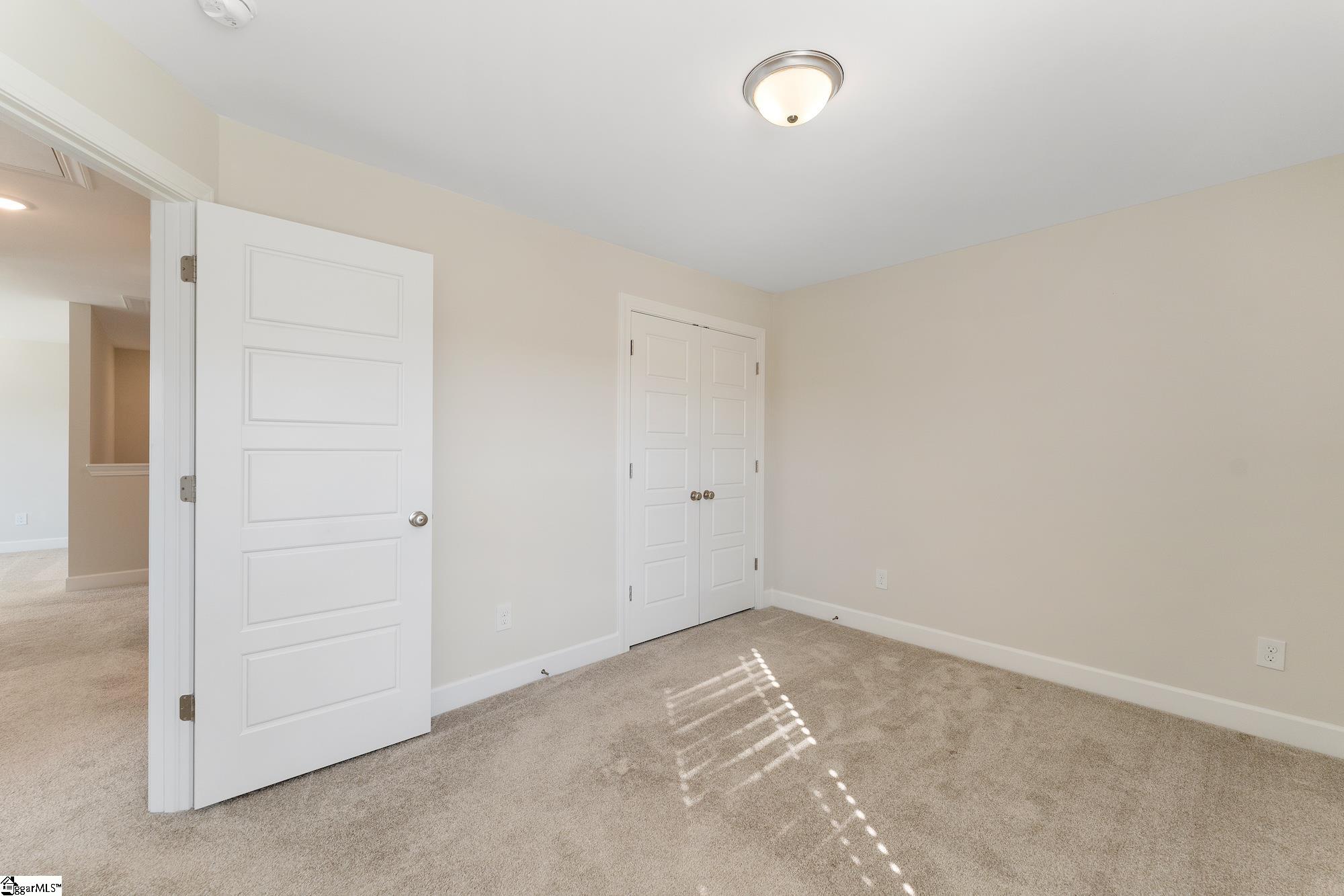 204 Rdg Pk Lane Greenville, SC 29607 - Photo 35 of 43