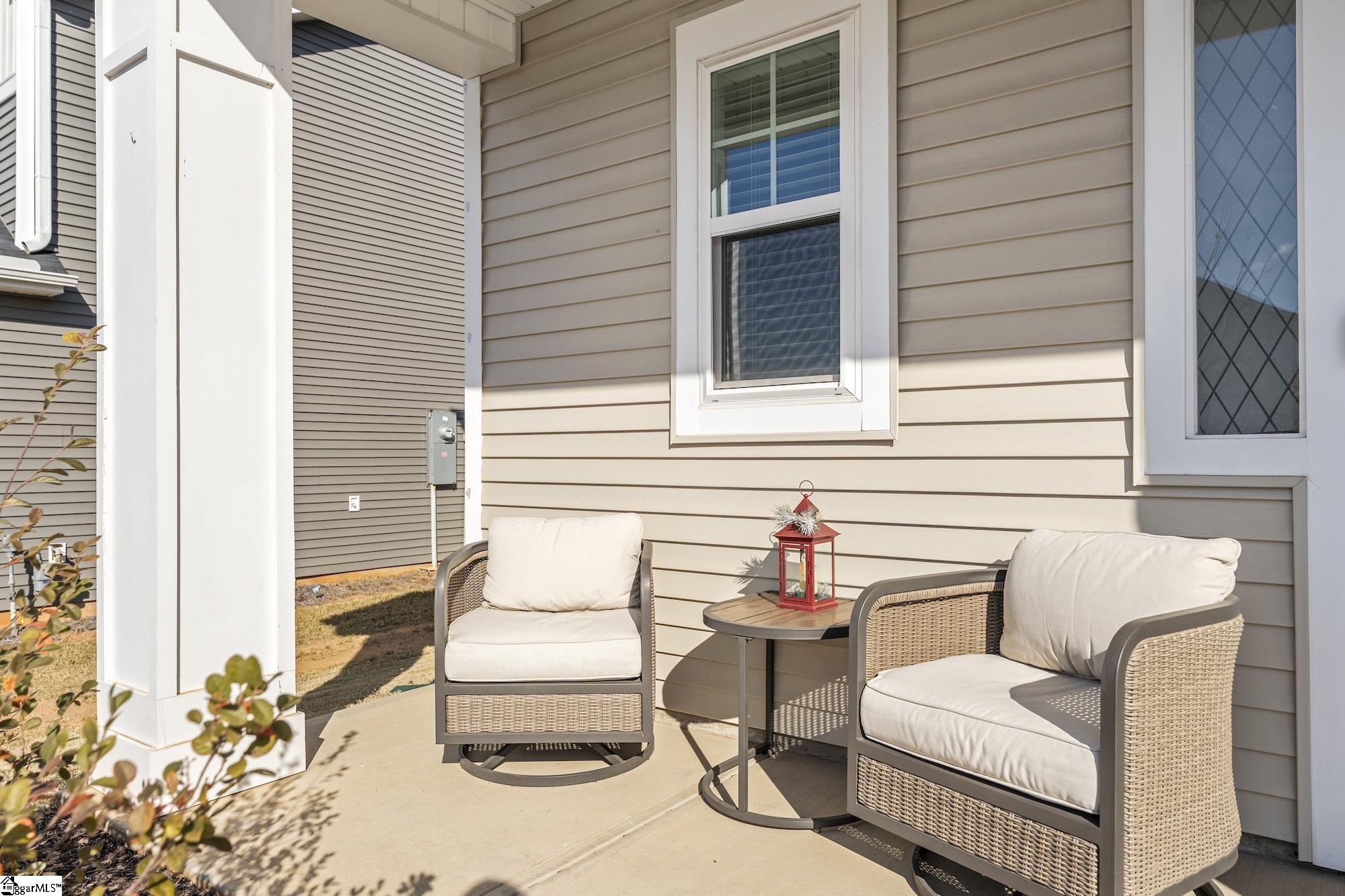 204 Rdg Pk Lane Greenville, SC 29607 - Photo 4 of 43