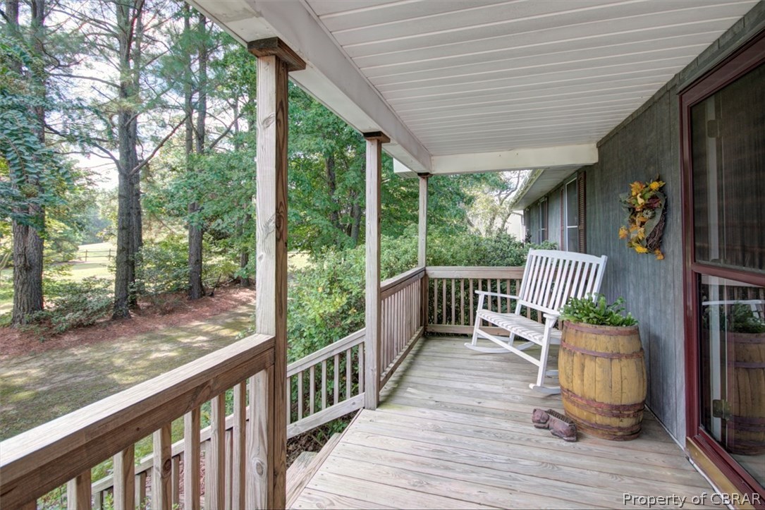 2539 Clancie Road Shacklefords, VA 23156 - Photo 3 of 27