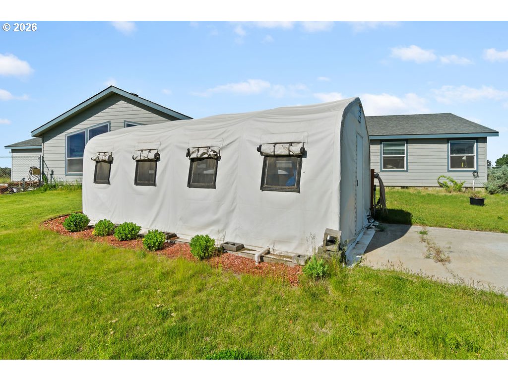 78566 Agnew Road Hermiston, OR 97838 - Photo 4 of 26