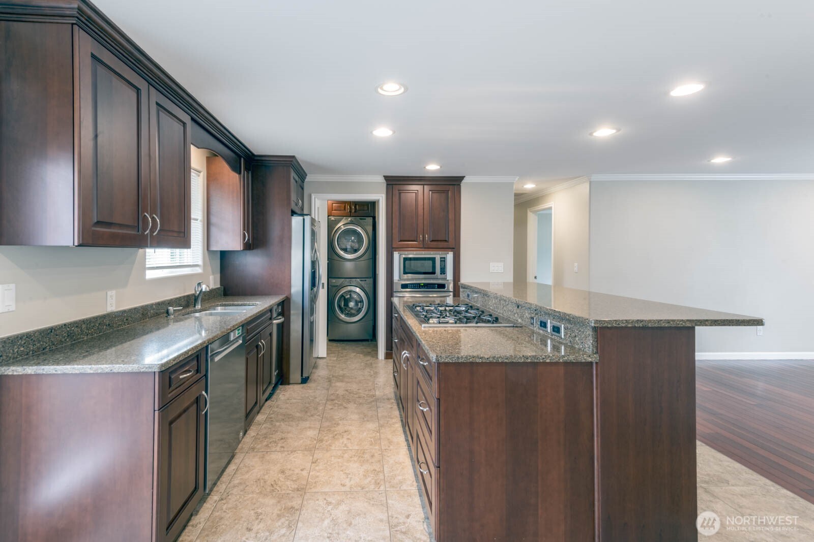 5207 Erlands Point Road Northwest Bremerton, WA 98312 - Photo 12 of 37