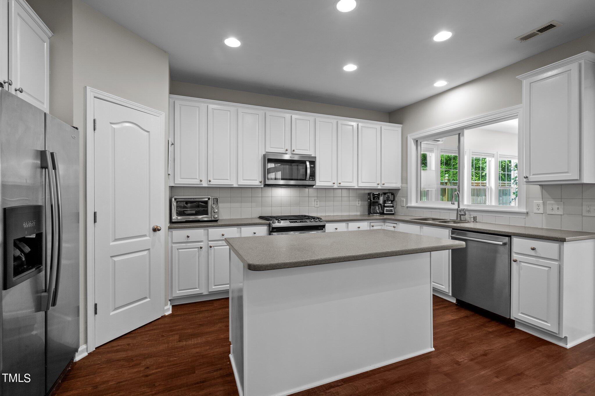 7608 Derek Drive Raleigh, NC 27613 - Photo 13 of 65 47-web-or-mls-_NFP5364