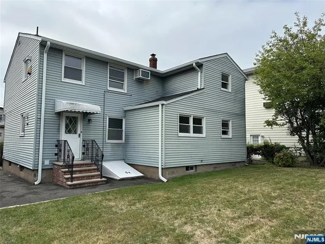 $3,350 | 40 Washington Avenue, Unit 1, Rutherford, NJ 07070