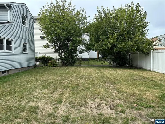 $3,350 | 40 Washington Avenue, Unit 1, Rutherford, NJ 07070