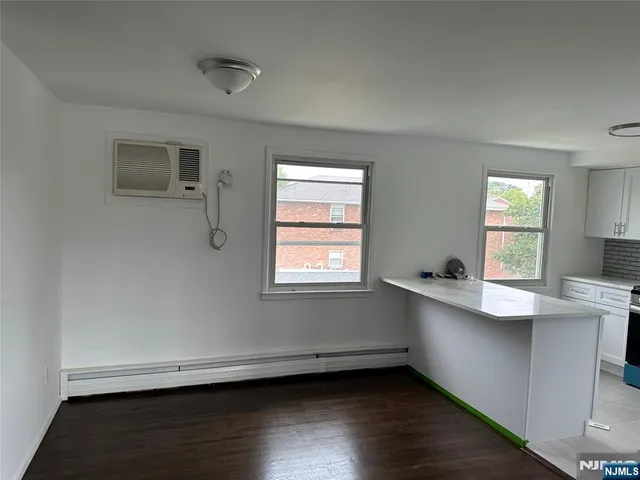 $3,350 | 40 Washington Avenue, Unit 1, Rutherford, NJ 07070