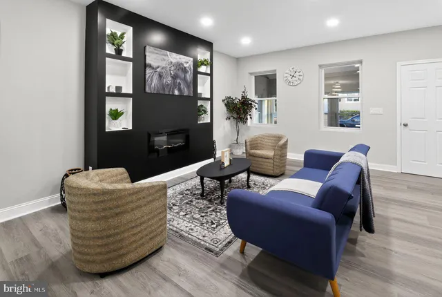 $284,999 | 26 East 24th Street, Wilmington, DE 19802