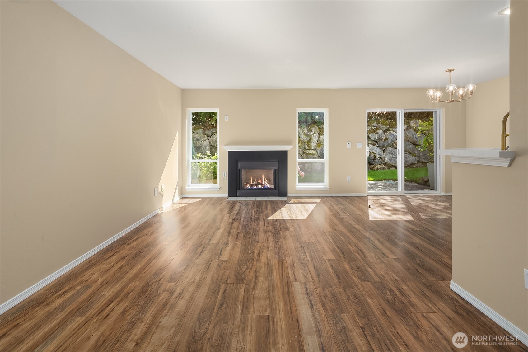 23131 15th Avenue Southeast, Unit H2 Bothell, WA 98021 - Photo 6 of 37 Gallery Image 6