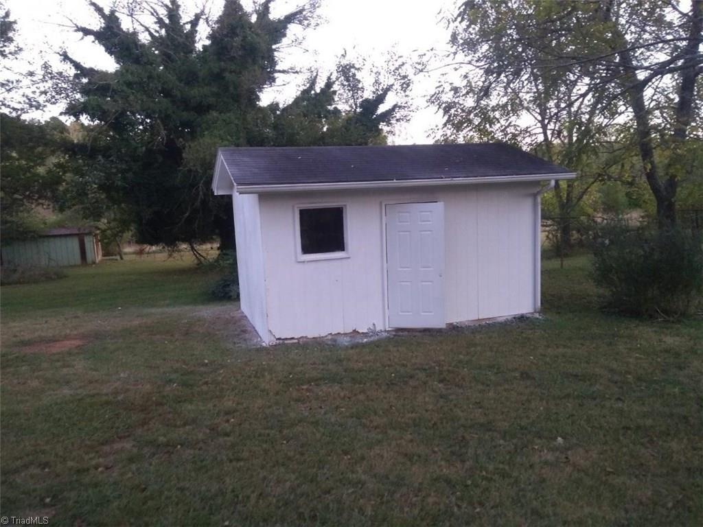 3181 Wards Gap Road Mount Airy, NC 27030 - Photo 19 of 23 Gallery Image 19