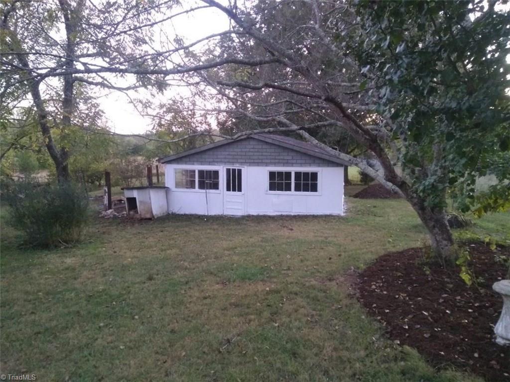 3181 Wards Gap Road Mount Airy, NC 27030 - Photo 20 of 23 Gallery Image 20