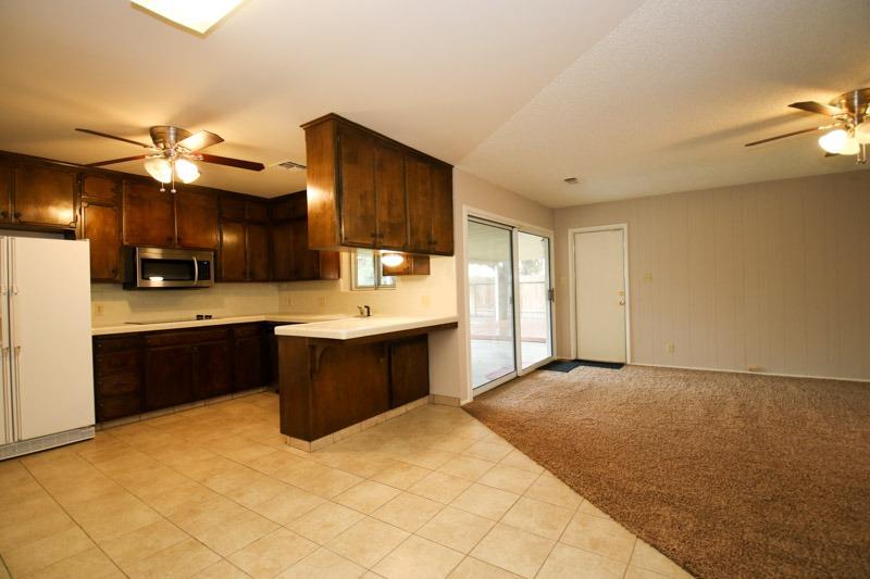1486 South Reed Avenue Reedley, CA 93654 - Photo 11 of 51 Gallery Image 11