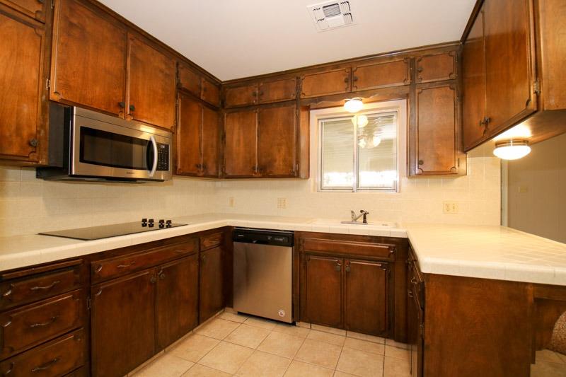1486 South Reed Avenue Reedley, CA 93654 - Photo 12 of 51 Gallery Image 12