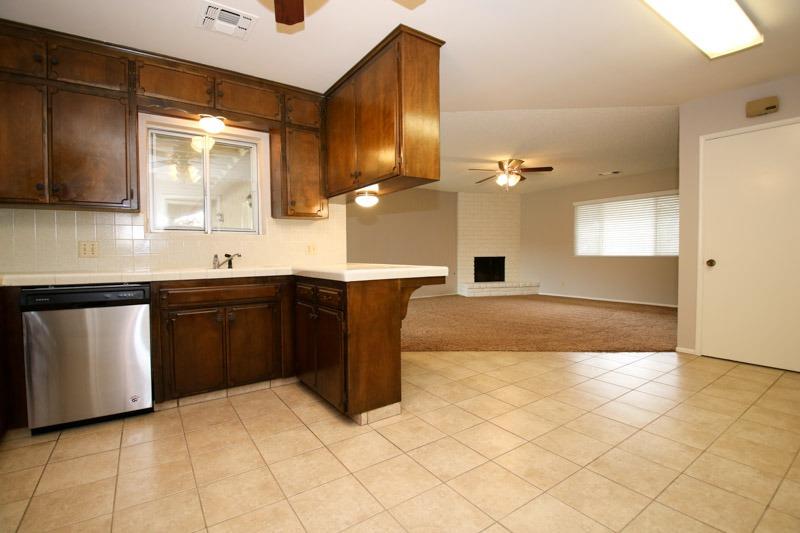 1486 South Reed Avenue Reedley, CA 93654 - Photo 16 of 51 Gallery Image 16