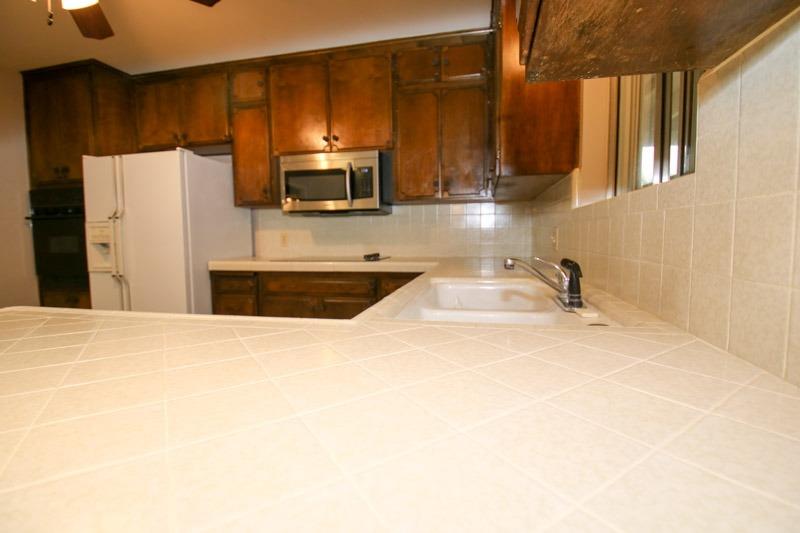 1486 South Reed Avenue Reedley, CA 93654 - Photo 17 of 51 Gallery Image 17