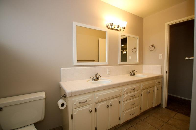 1486 South Reed Avenue Reedley, CA 93654 - Photo 25 of 51 Gallery Image 25