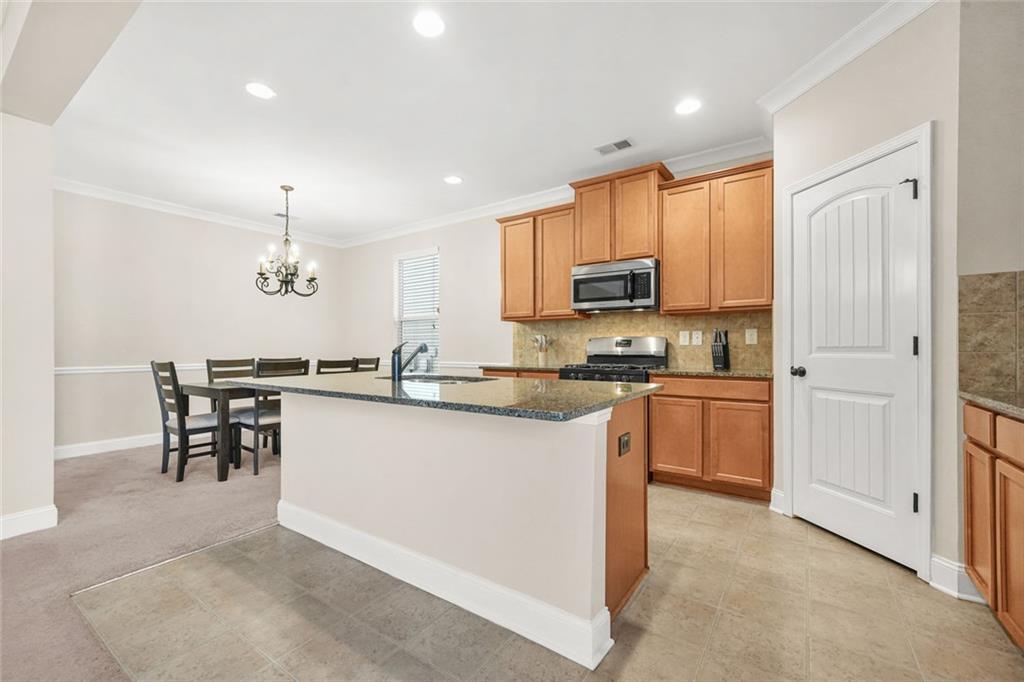 4876 Longview Run Decatur, GA 30035 - Photo 10 of 28