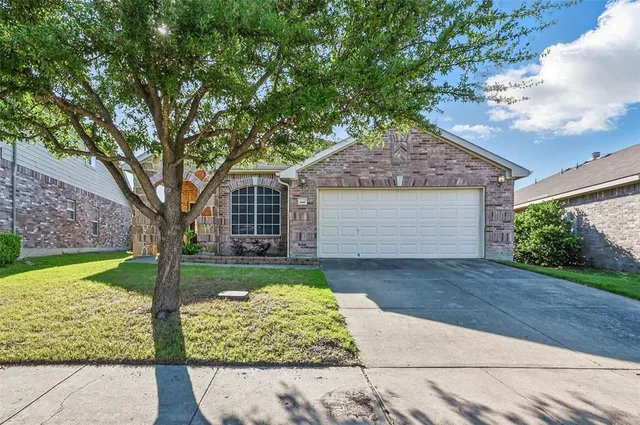 $274,900 | 2020 Childress Drive, Forney, TX 75126