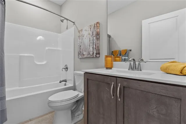 $419,735 | 138 Independence Drive, Unit 105C, Cabot, PA 16023