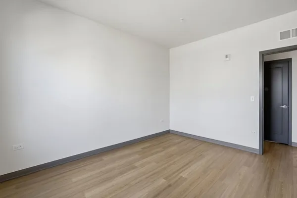$1,985 | 1225 Rock Run, Unit 312, Shorewood, IL 60431