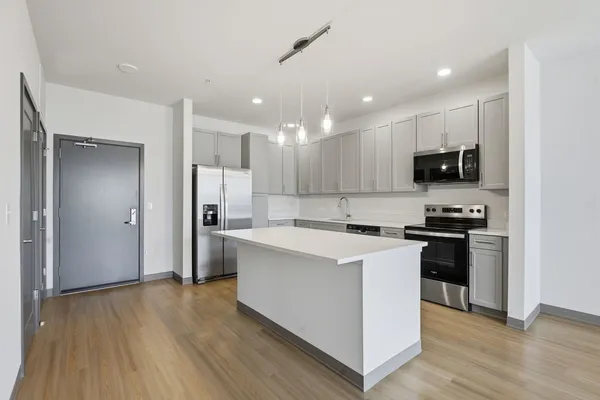 $1,985 | 1225 Rock Run, Unit 312, Shorewood, IL 60431