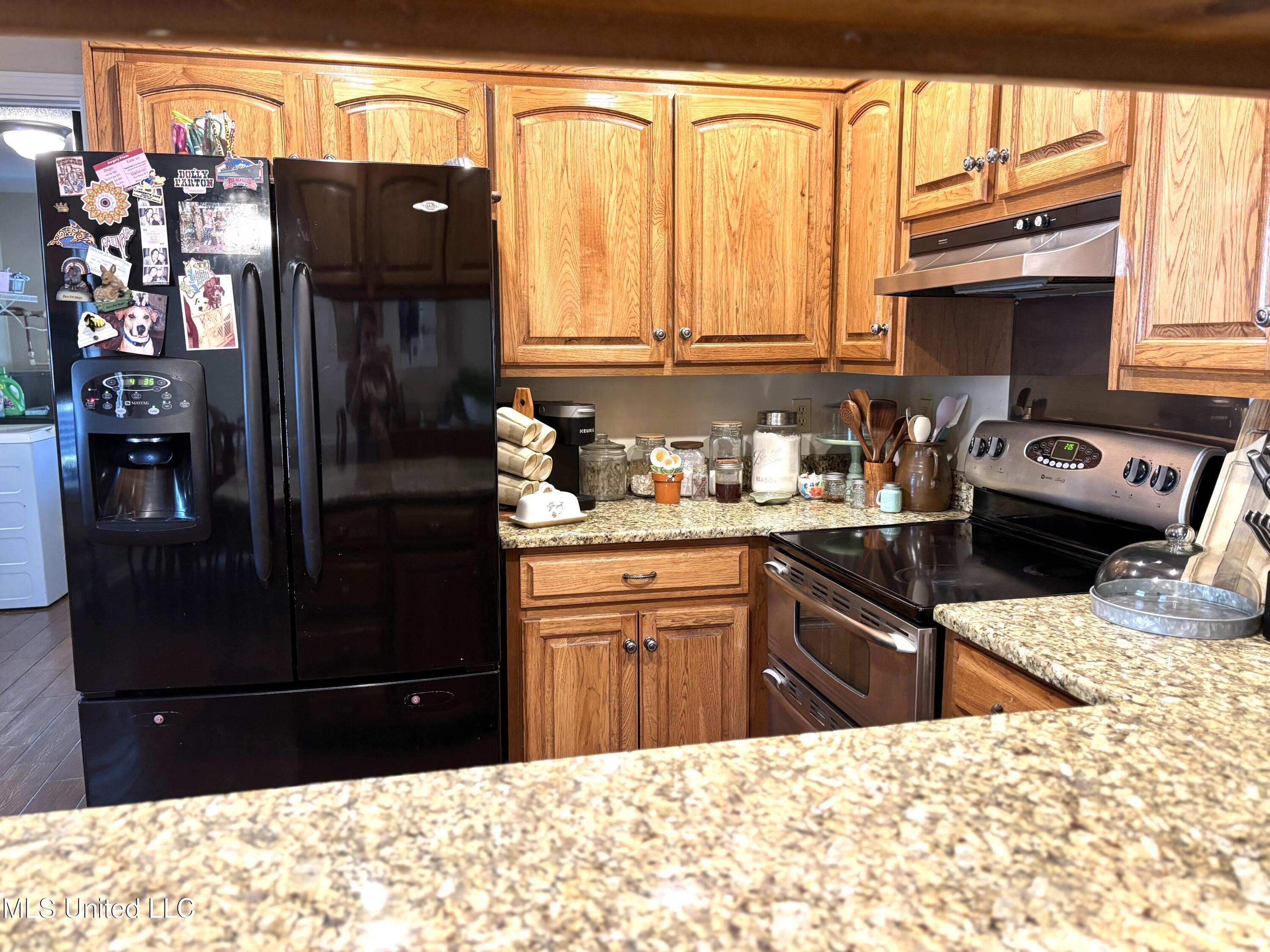 6105 McCormack Road Moss Point, MS 39562 - Photo 11 of 27 IMG_0433