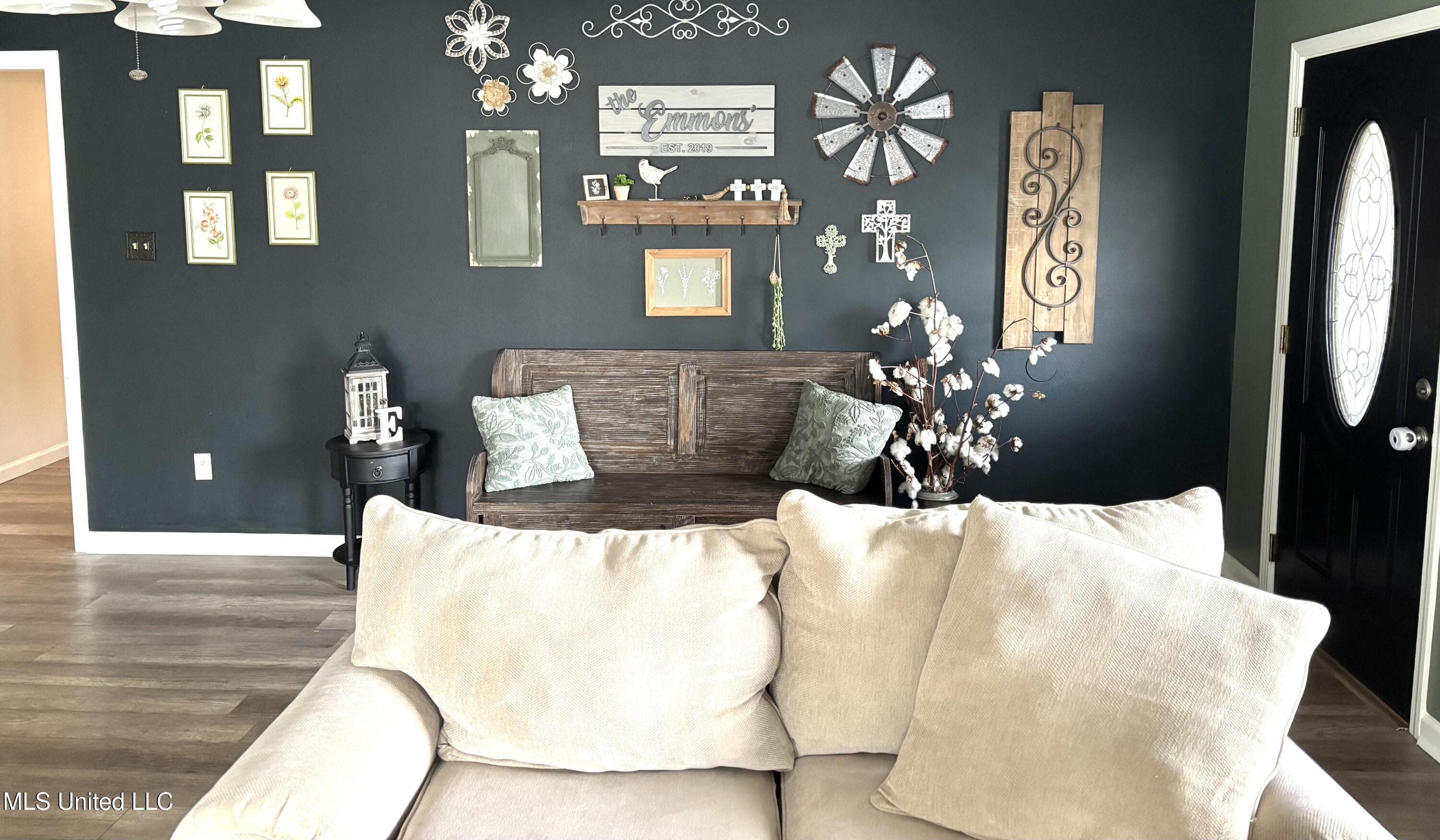 6105 McCormack Road Moss Point, MS 39562 - Photo 7 of 27 IMG_0451