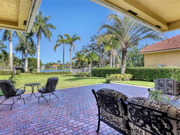 $750,000 | 819 Southwest Bromelia Terrace, Stuart, FL 34997