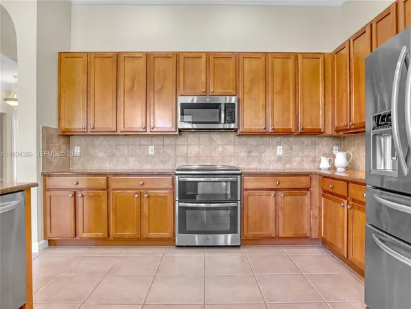 $750,000 | 819 Southwest Bromelia Terrace, Stuart, FL 34997