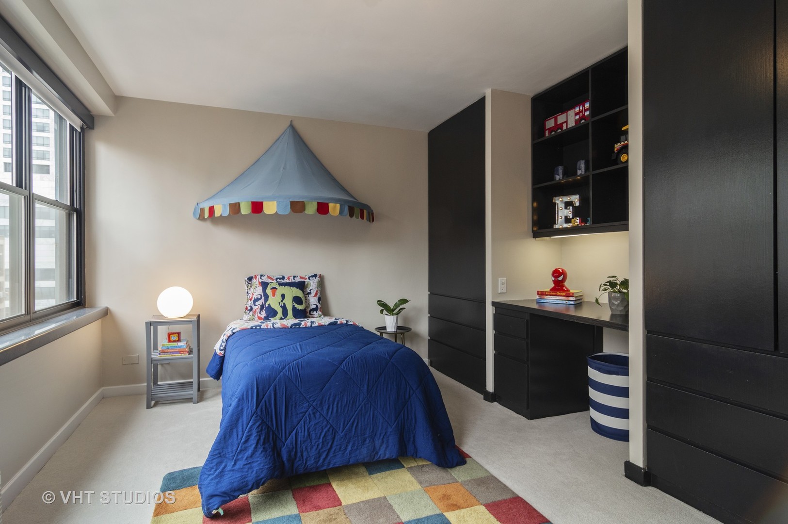 850 North Dewitt Place, Unit 18A Chicago, IL 60611 - Photo 13 of 24