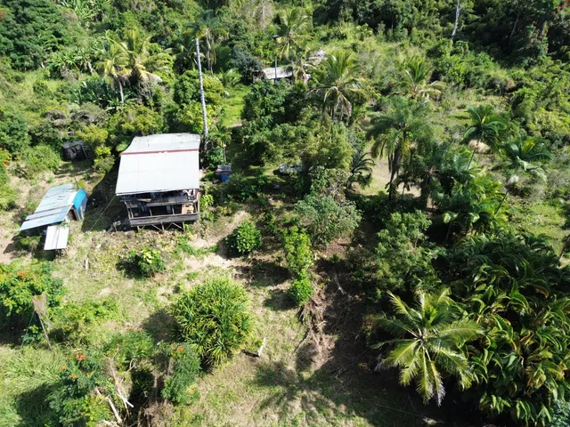 $900,000 | 82-1161 Kinue Road, Captain Cook, HI 96704