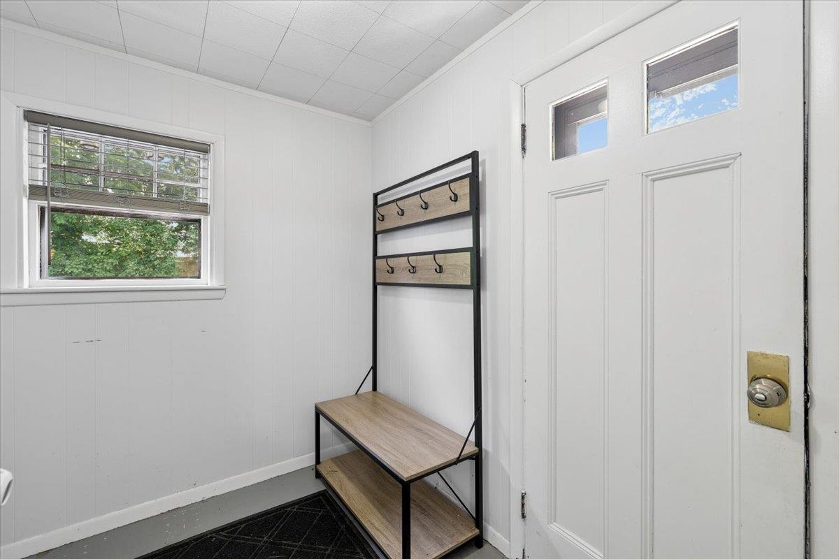 979 Union Street Manchester, NH 03104 - Photo 23 of 50