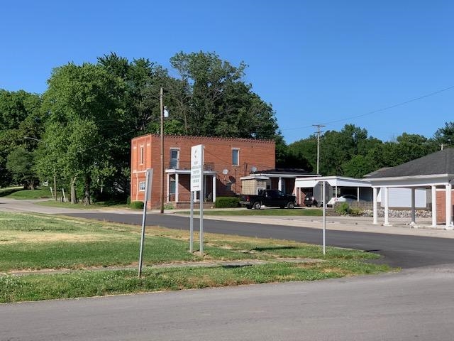 125 West Main Street Elberfeld, IN 47613 - Photo 2 of 15 Gallery Image 2