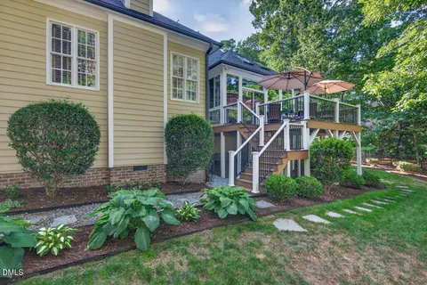 $895,000 | 1808 Haddington Drive, Durham, NC 27712