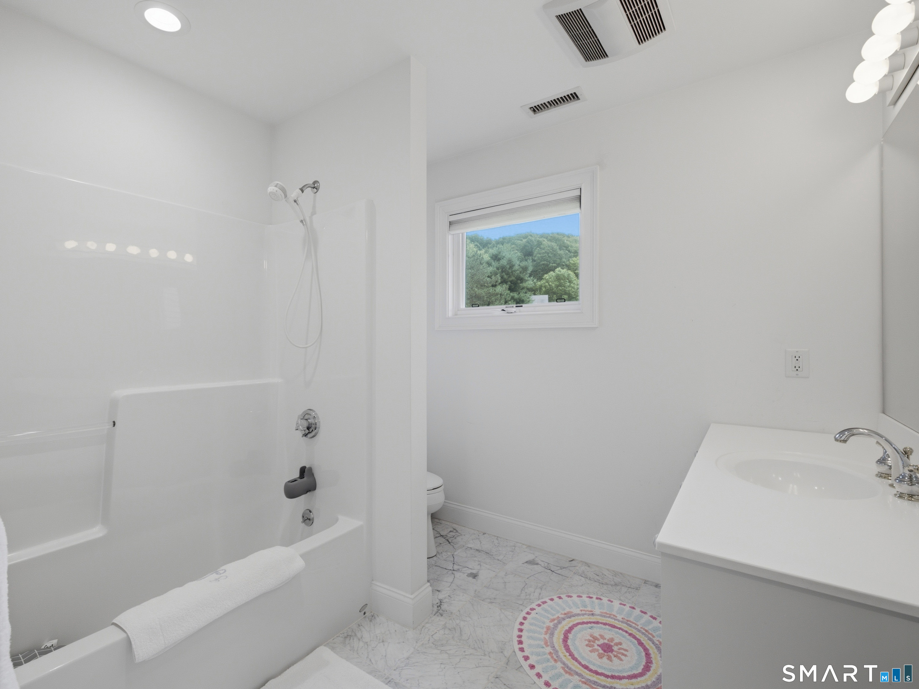 2 Shirecrest, Unit 2 Avon, CT 06001 - Photo 27 of 39