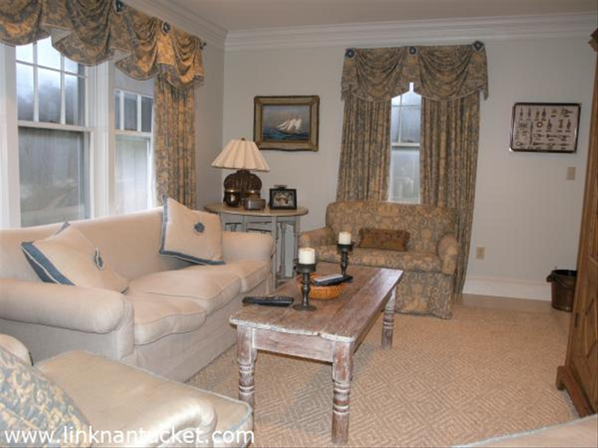 4 Monomoy Road Nantucket, MA 02554 - Photo 25 of 31 Gallery Image 25