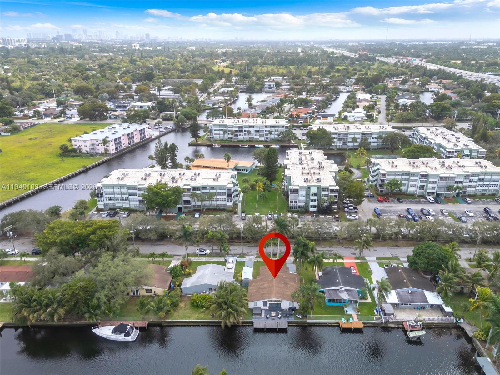 2721 Harding Street Hollywood, FL 33020 - Photo 36 of 38 a city view