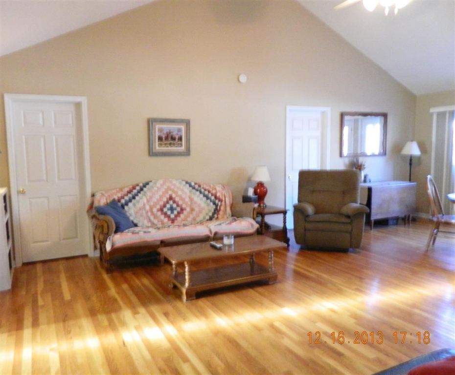 523 Hickory Lane Pendleton, SC 29670 - Photo 3 of 13