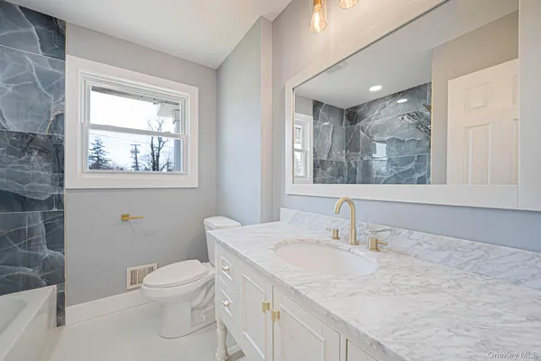 $719,999 | 33 Hinton Avenue, Babylon, NY 11702