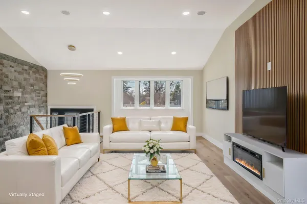 $719,999 | 33 Hinton Avenue, Babylon, NY 11702