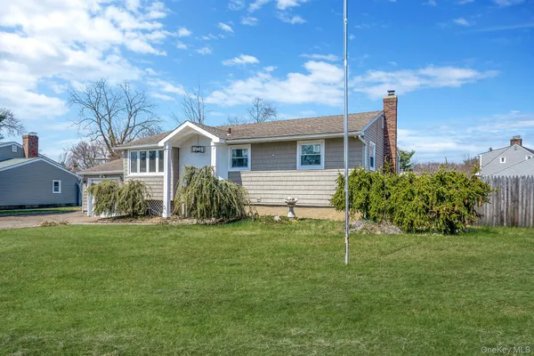 $719,999 | 33 Hinton Avenue, Babylon, NY 11702