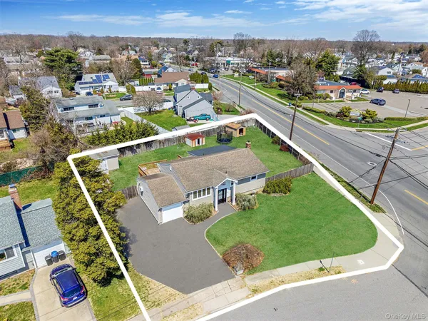 $719,999 | 33 Hinton Avenue, Babylon, NY 11702