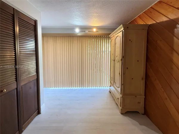 $329,900 | 6977 Southwest 115th Place, Unit E33, Miami, FL 33173