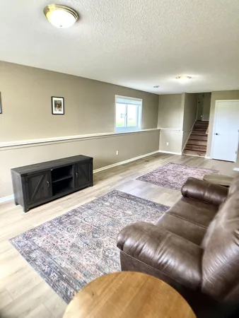 $229,900 | 1053 Prairieview Drive Southwest, Hutchinson, MN 55350