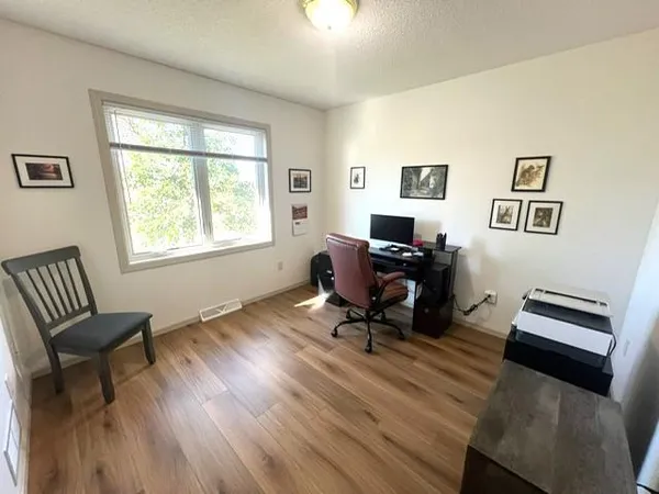$229,900 | 1053 Prairieview Drive Southwest, Hutchinson, MN 55350
