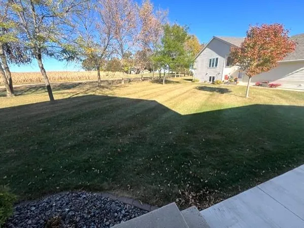 $229,900 | 1053 Prairieview Drive Southwest, Hutchinson, MN 55350