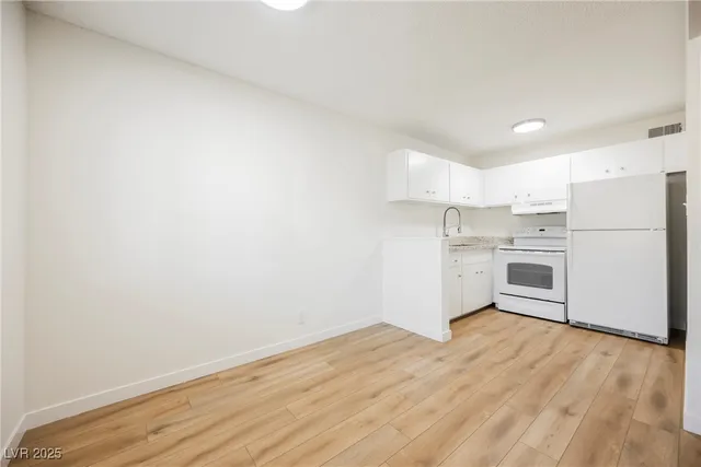 $99,000 | 208 Orland Street, Unit 10, Las Vegas, NV 89107
